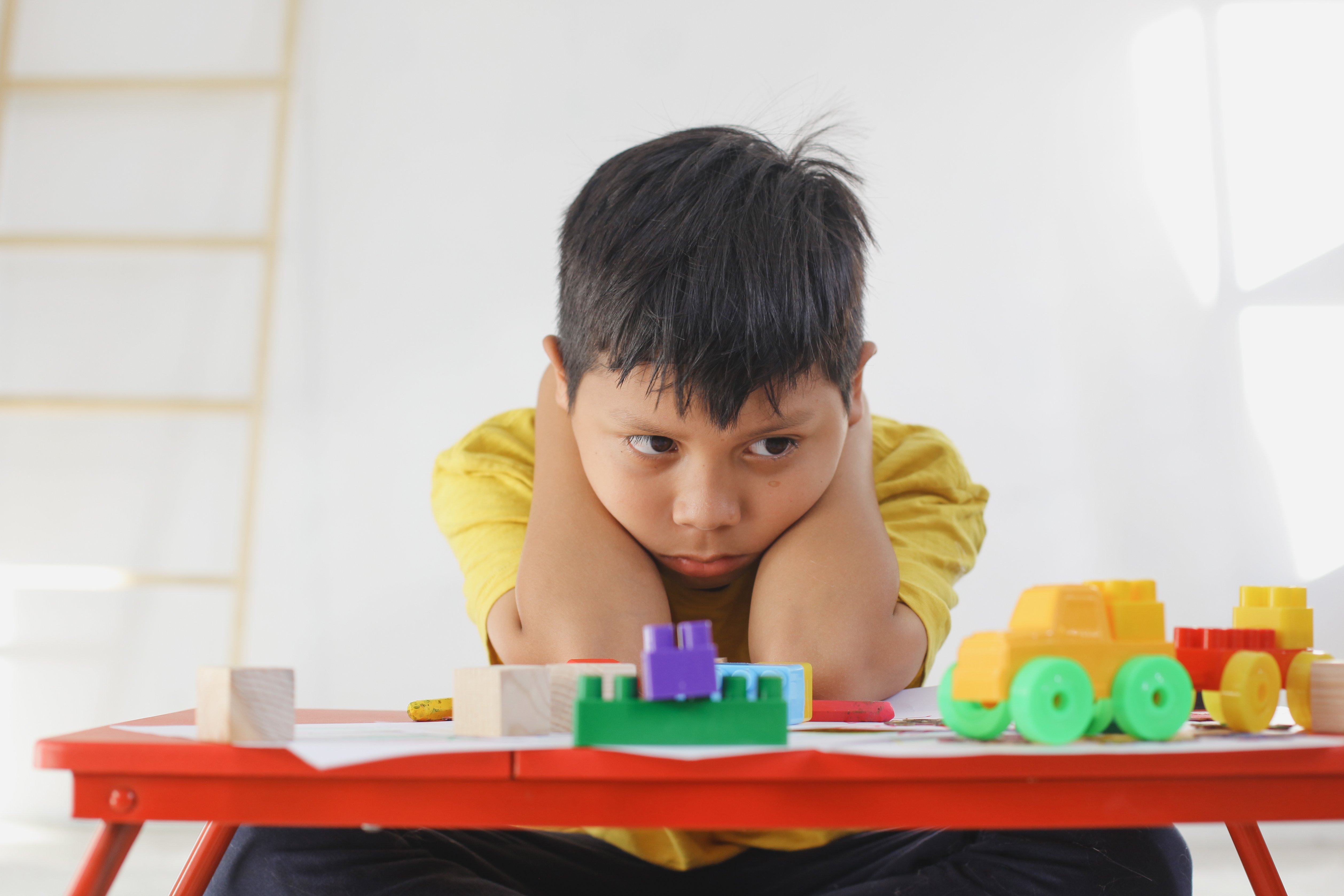 bored-child-at-home-2021-12-14-20-18-48-utc